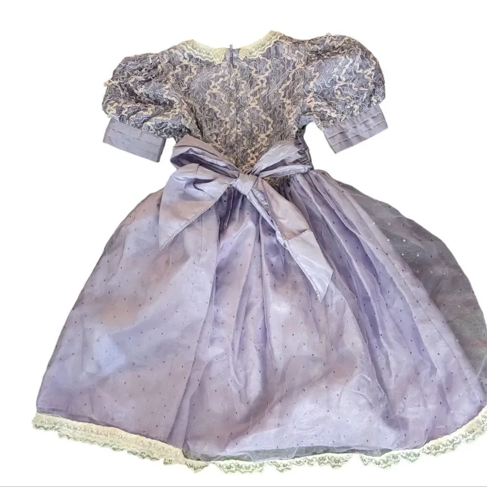 Girls vintage Storybrook‎ heirlooms purple sparkly dress